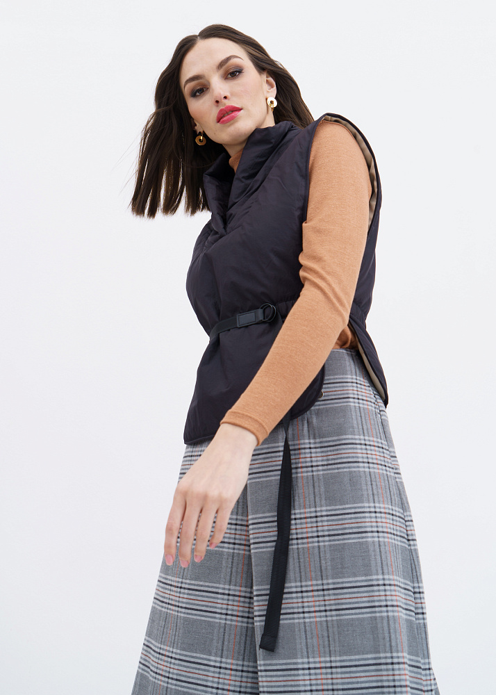 z12605 Жилет женский