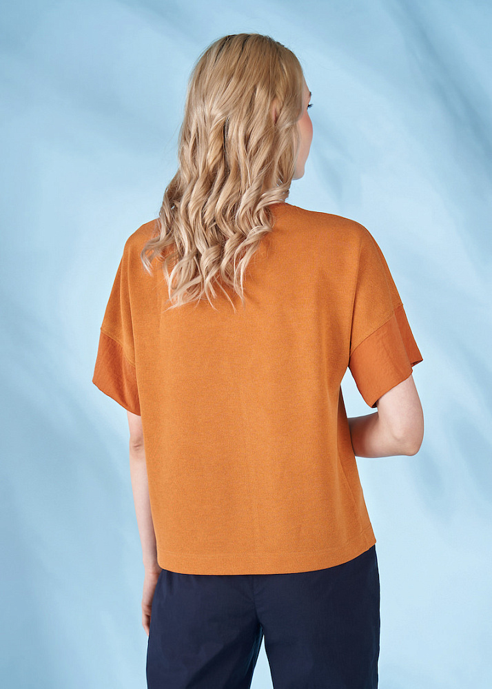 221167 Футболка женская