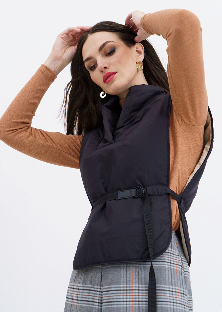 z12605 Жилет женский