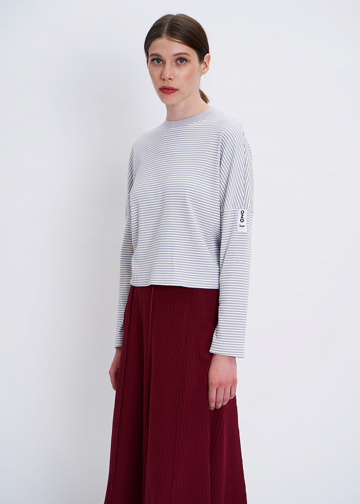 z22979 Джемпер женский