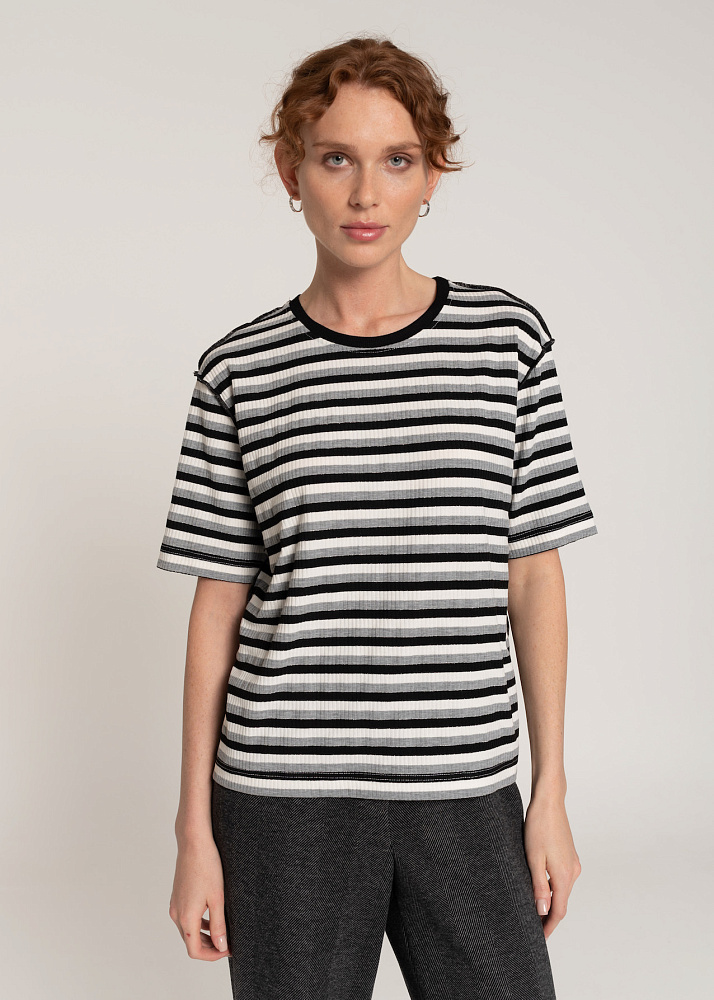 242156 Футболка женская