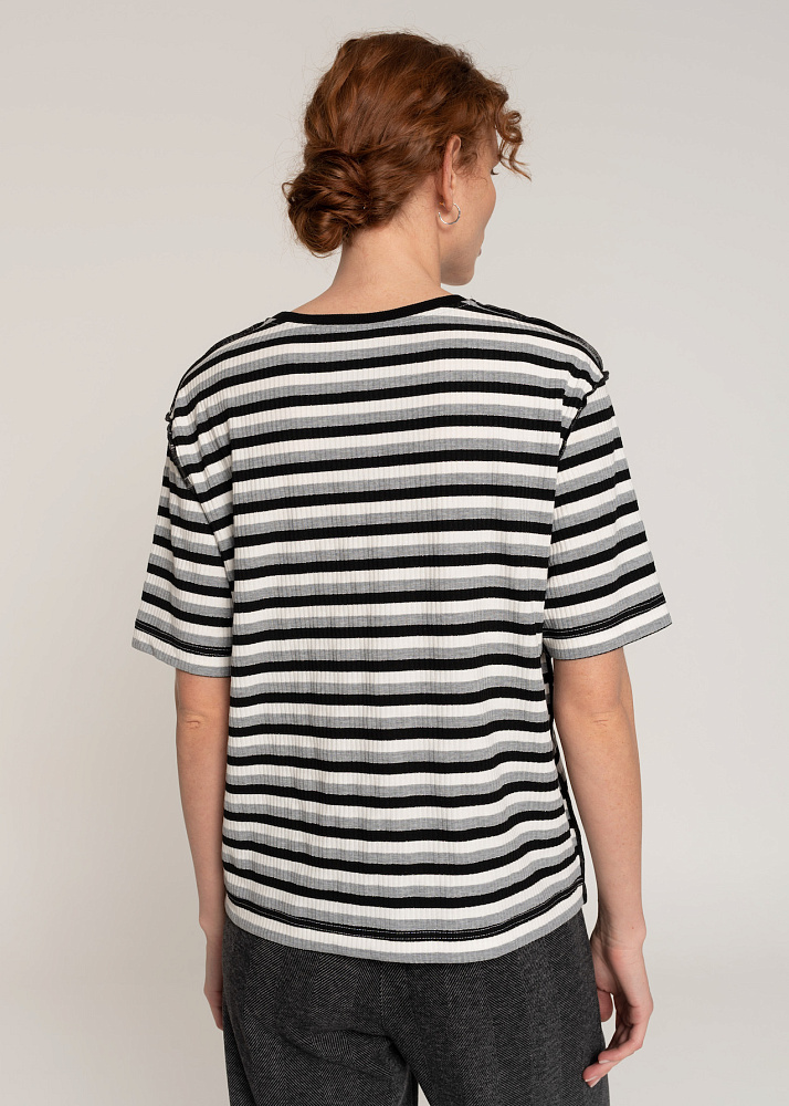 242156 Футболка женская