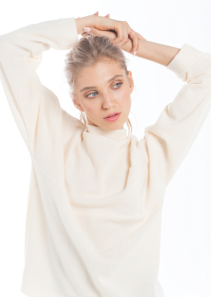 z82911  Джемпер женский