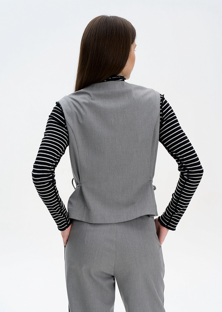 z42614 Жилет женский