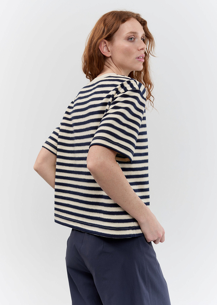 251161 Футболка женская