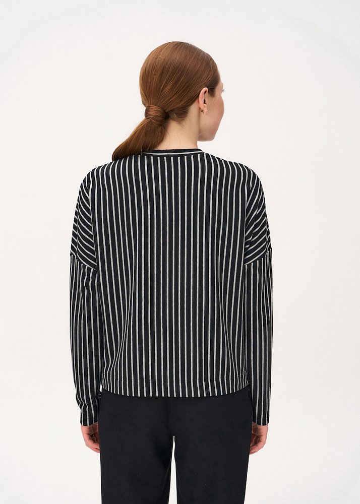 z52906 Джемпер женский