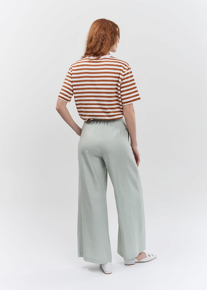 251162 Футболка женская