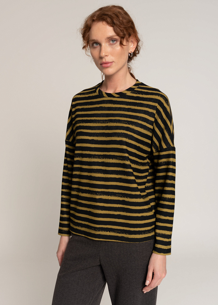 242958 Джемпер женский