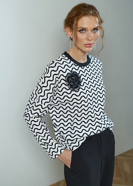 z33900 Джемпер женский