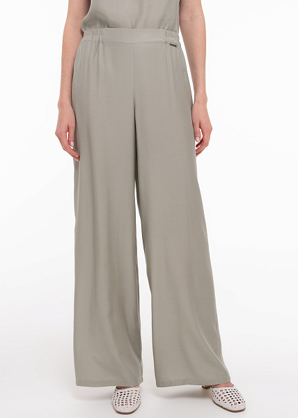 241751 Брюки женские